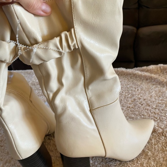 NWT mid calf boots size 6 has1.5 inches heels man made leather - Picture 5 of 11